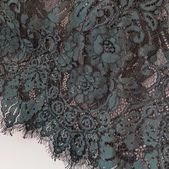 Teal/Black lace blouse. Size M. - Picture 2 of 4